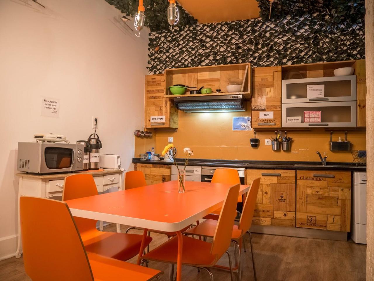 No Limit Bairro Alto Hostel *